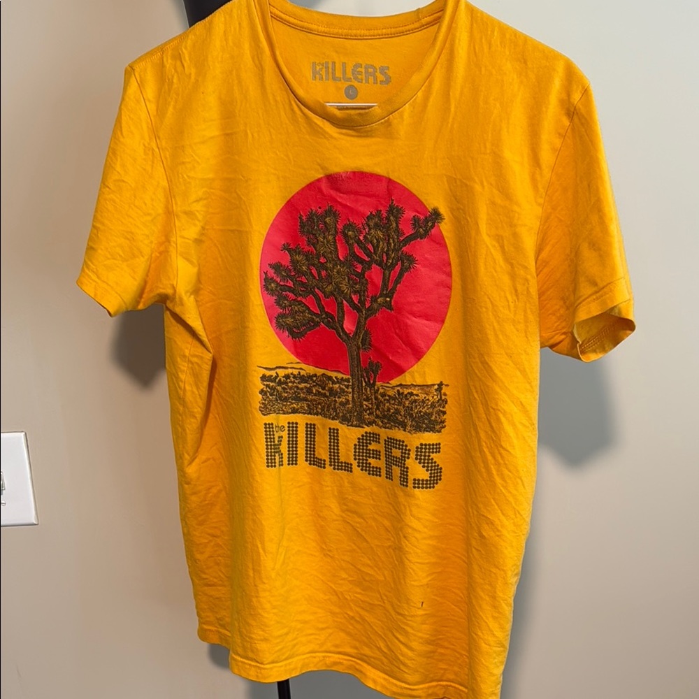 Yellow Killers Graphic Large T-Shirt